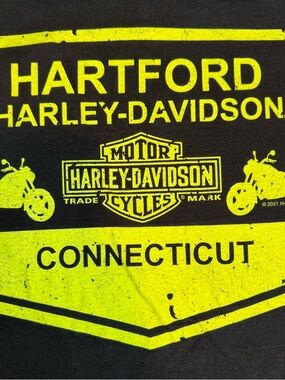 Harley-Davidson Hartford CT long sleeve shirt-size L(22x29x24.5)